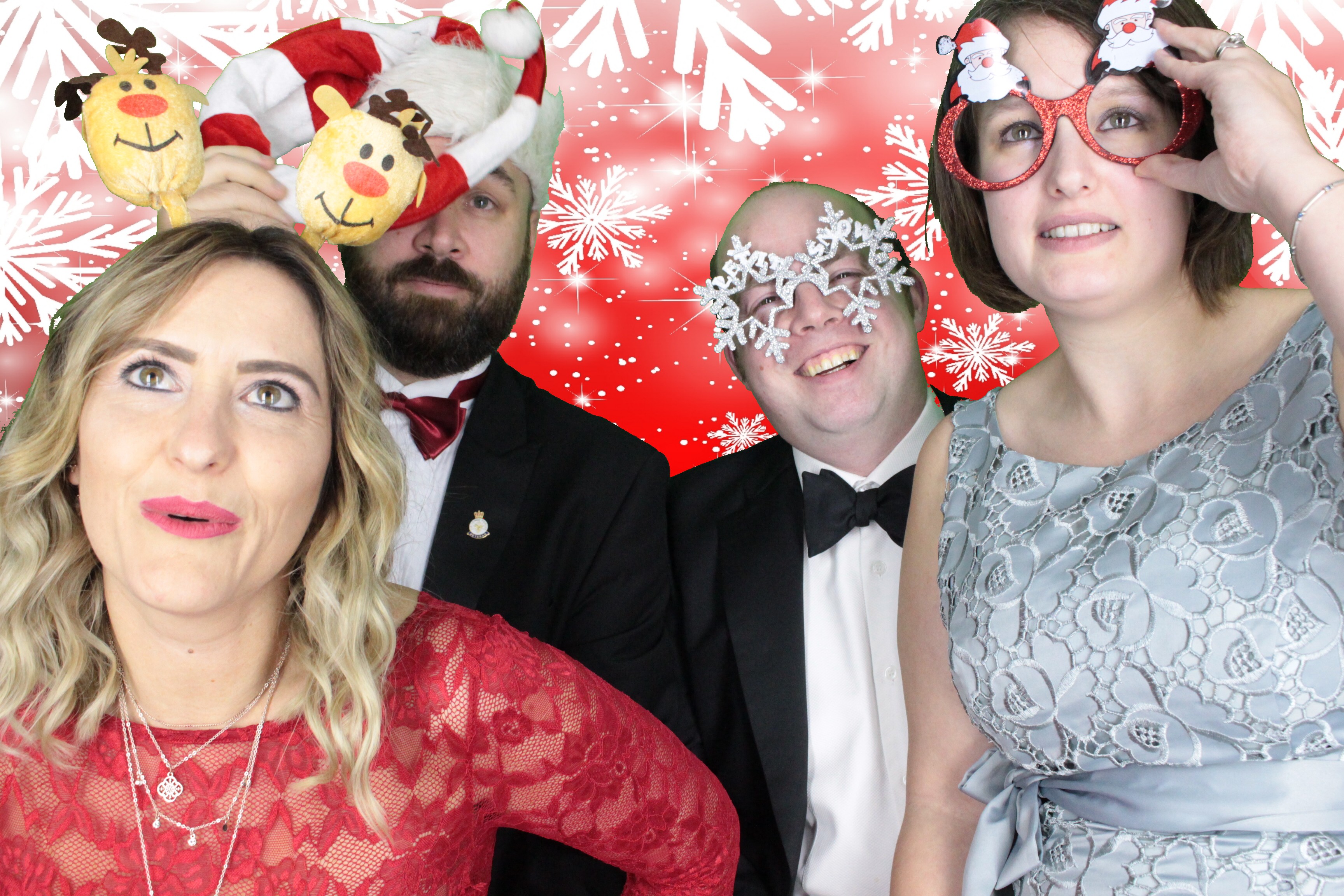 Upavon Officers' Mess Christmas Party | View more photos from the event at gallery.myphotoboothexperience.co.uk/u/MyPhotoBoothExperienceLtd/Upavon-Officers-Mess-Christmas-Party